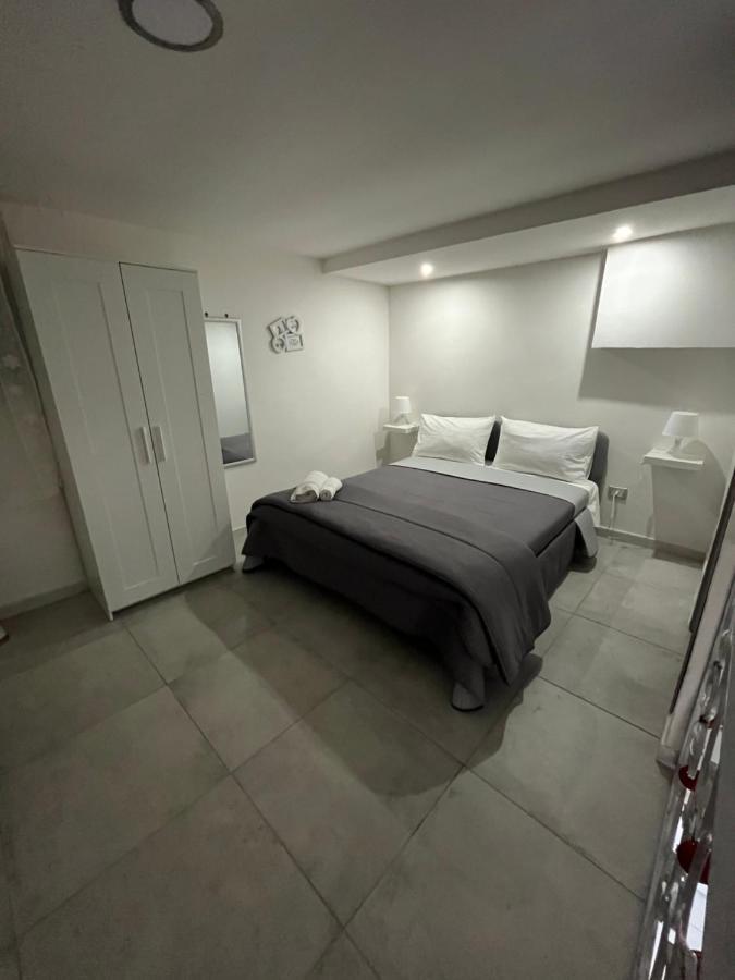شقة Mortella House نابولي المظهر الخارجي الصورة